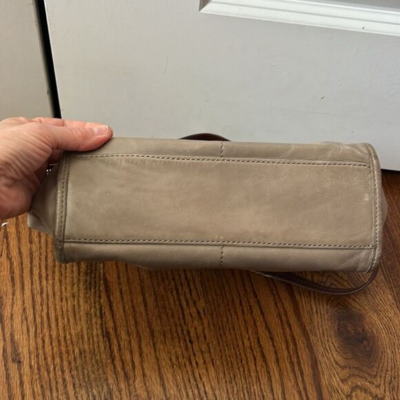 HOBO Mini Tote - Picture 7 of 7